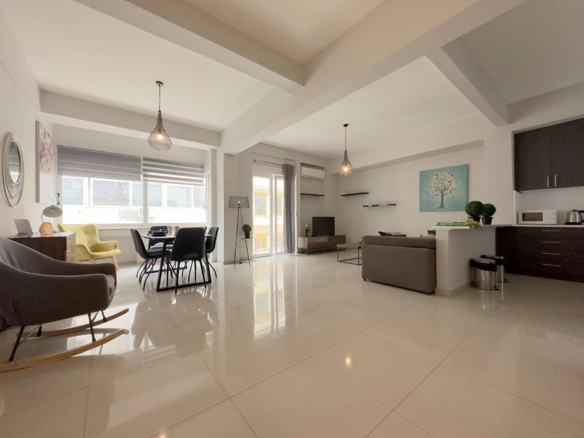 Satovriandou Spacious 128Sqm Apt In Atena Exterior foto
