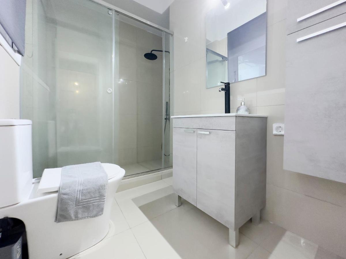 Satovriandou Spacious 128Sqm Apt In Atena Exterior foto