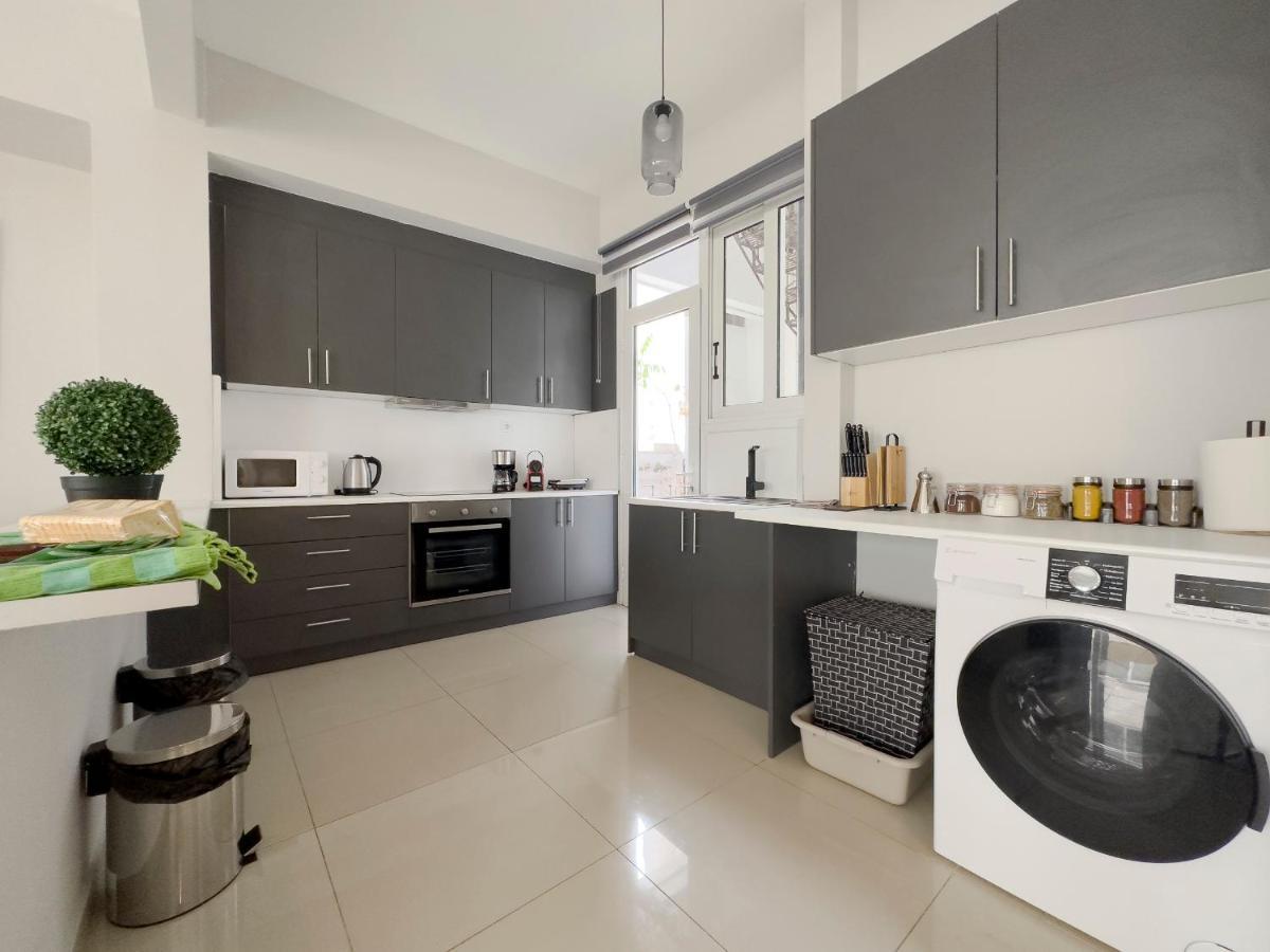 Satovriandou Spacious 128Sqm Apt In Atena Exterior foto